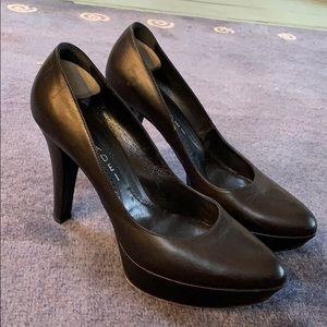 Black Casadei platform pumps